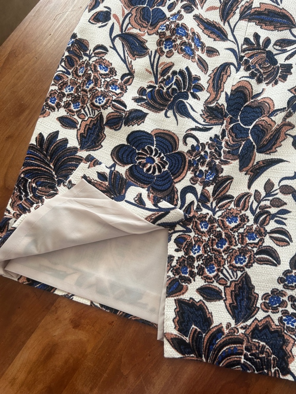Ann Taylor Navy, Cream & Brown Floral Mini Skirt - Picture 4 of 4